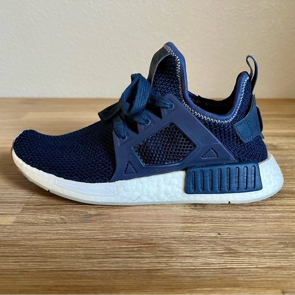 Adidas Women's Sneaker Size 7 NMD R1 Blue Contrast Stitch Boost EUC - Picture 3 of 12